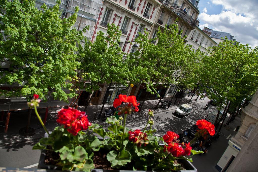 Hotel Du Mont Dore Batignolles Párizs Kültér fotó
